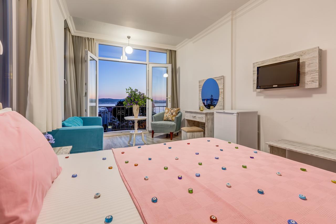 Nefes Hotel Ayvalik Bagian luar foto