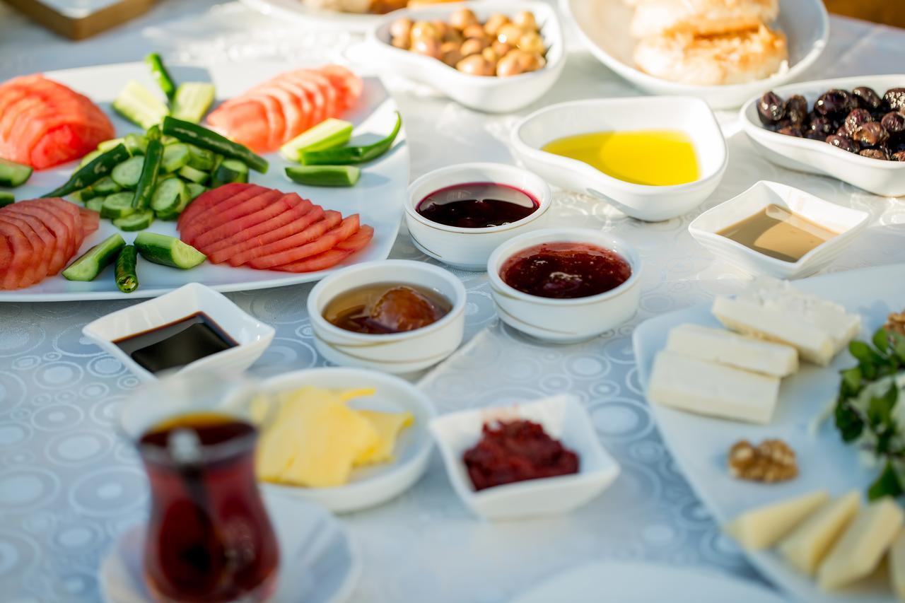 Nefes Hotel Ayvalik Bagian luar foto