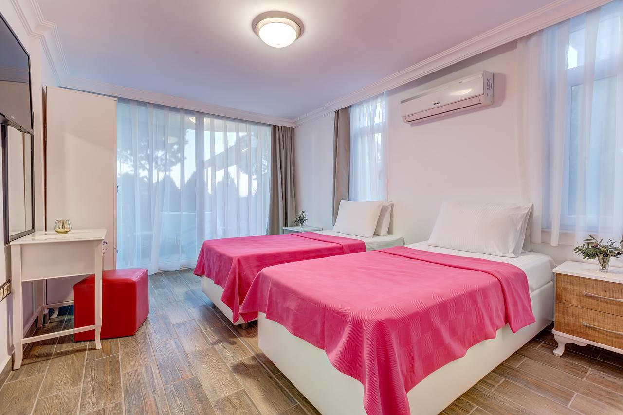 Nefes Hotel Ayvalik Bagian luar foto