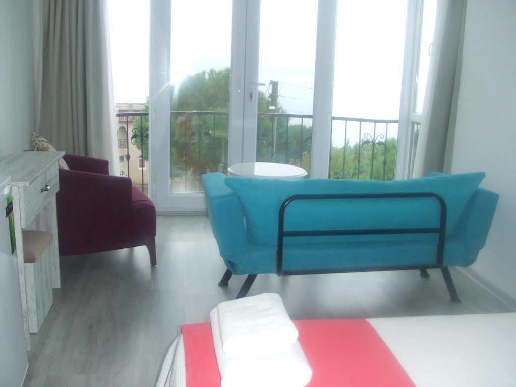 Nefes Hotel Ayvalik Bagian luar foto