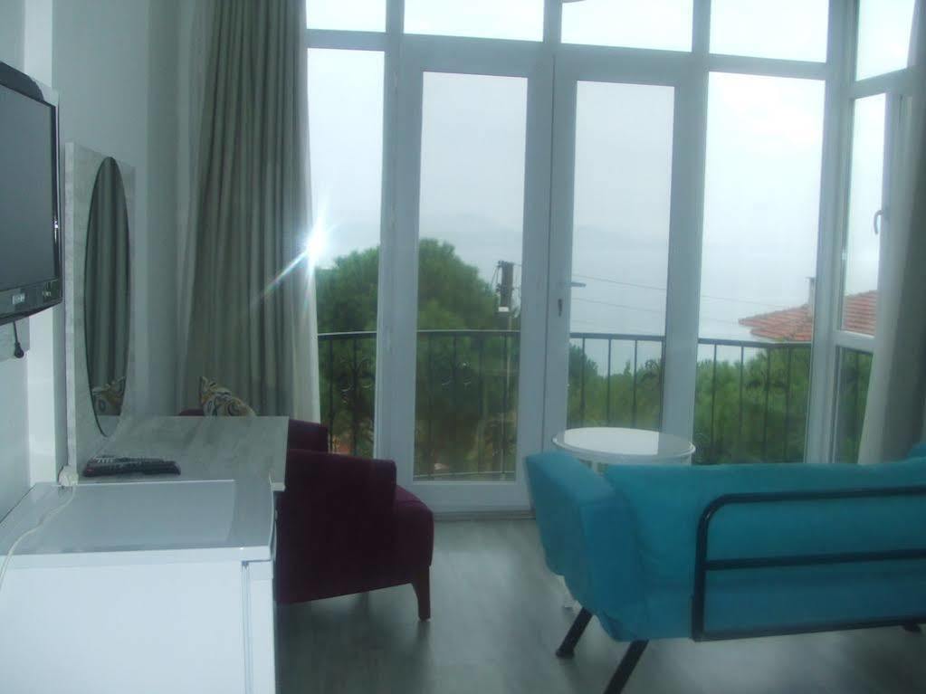 Nefes Hotel Ayvalik Bagian luar foto